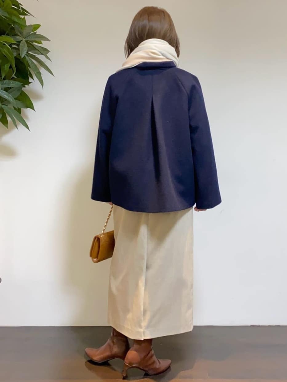 tomoさんの「UNTITLED｜【着回しが効く／オンオフアウター】ウールショートコート」を使ったコーディネート