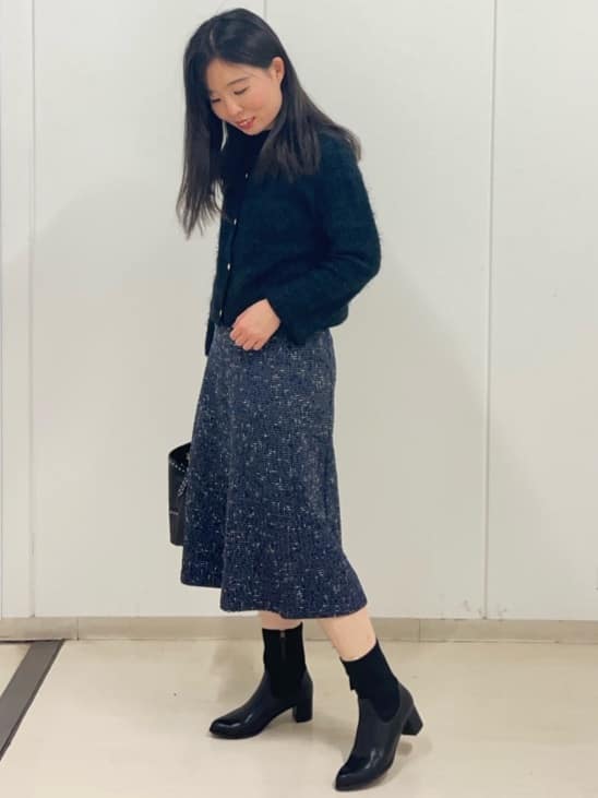 Rihoさんの「Reflect｜【お食事会やお出かけに◎】ふんわりジャカード編みカーディガン」を使ったコーディネート