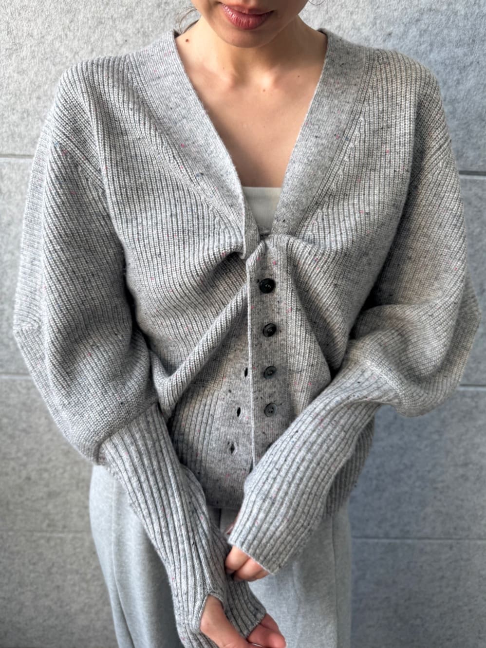 designer yukaさんの「CODE A｜puff cardigan」を使ったコーディネート