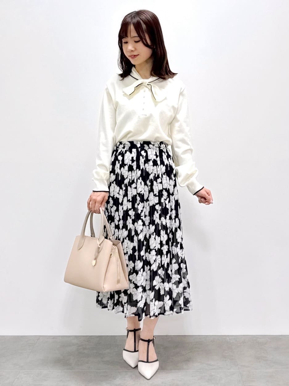 kozuさんの「index｜撥水トレンチコート【洗濯機OK／花粉対応】《XS～3L》」を使ったコーディネート