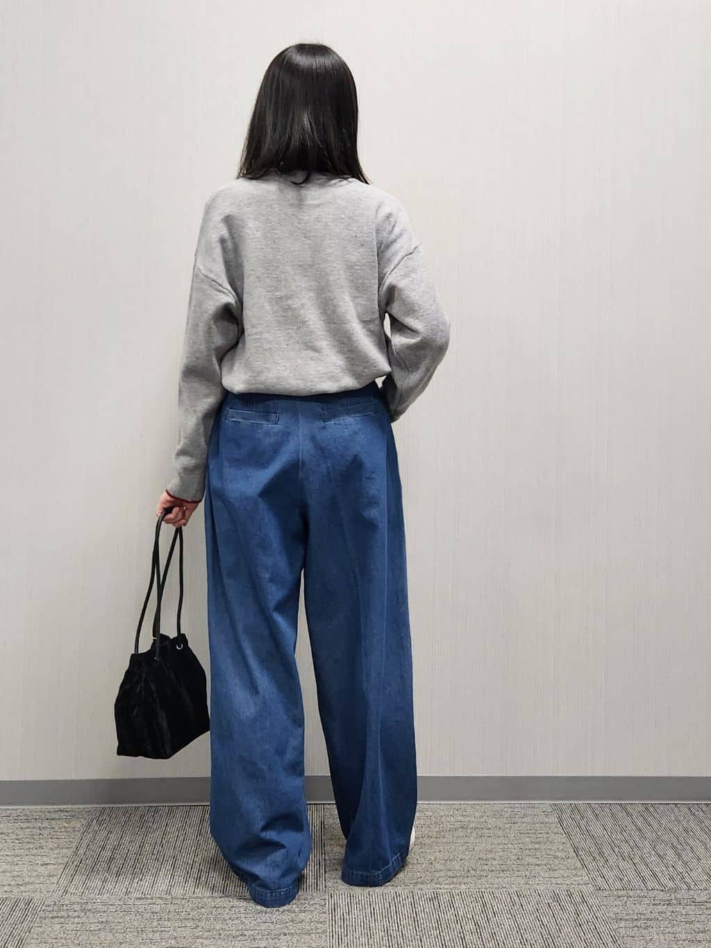 naraさんの「Dessin｜【洗える】ペイント風刺繍入り配色ラインニット」を使ったコーディネート