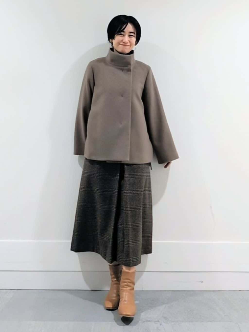 ミズタさんの「UNTITLED｜【着回しが効く／オンオフアウター】ウールショートコート」を使ったコーディネート