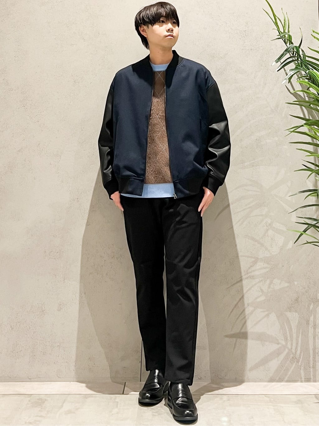 SHI-MAさんの「THE SHOP TK｜【1ランク上の大人カジュアルに】異素材コンビ リブブルゾン」を使ったコーディネート