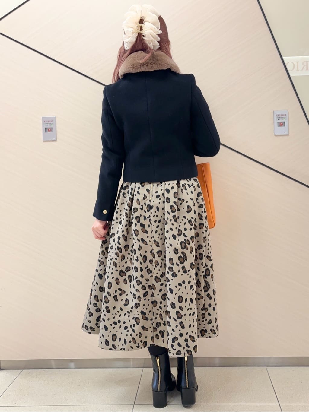 Rinaさんの「DRESSTERIOR｜◆取り外しフリル付き裏毛プルオーバー」を使ったコーディネート