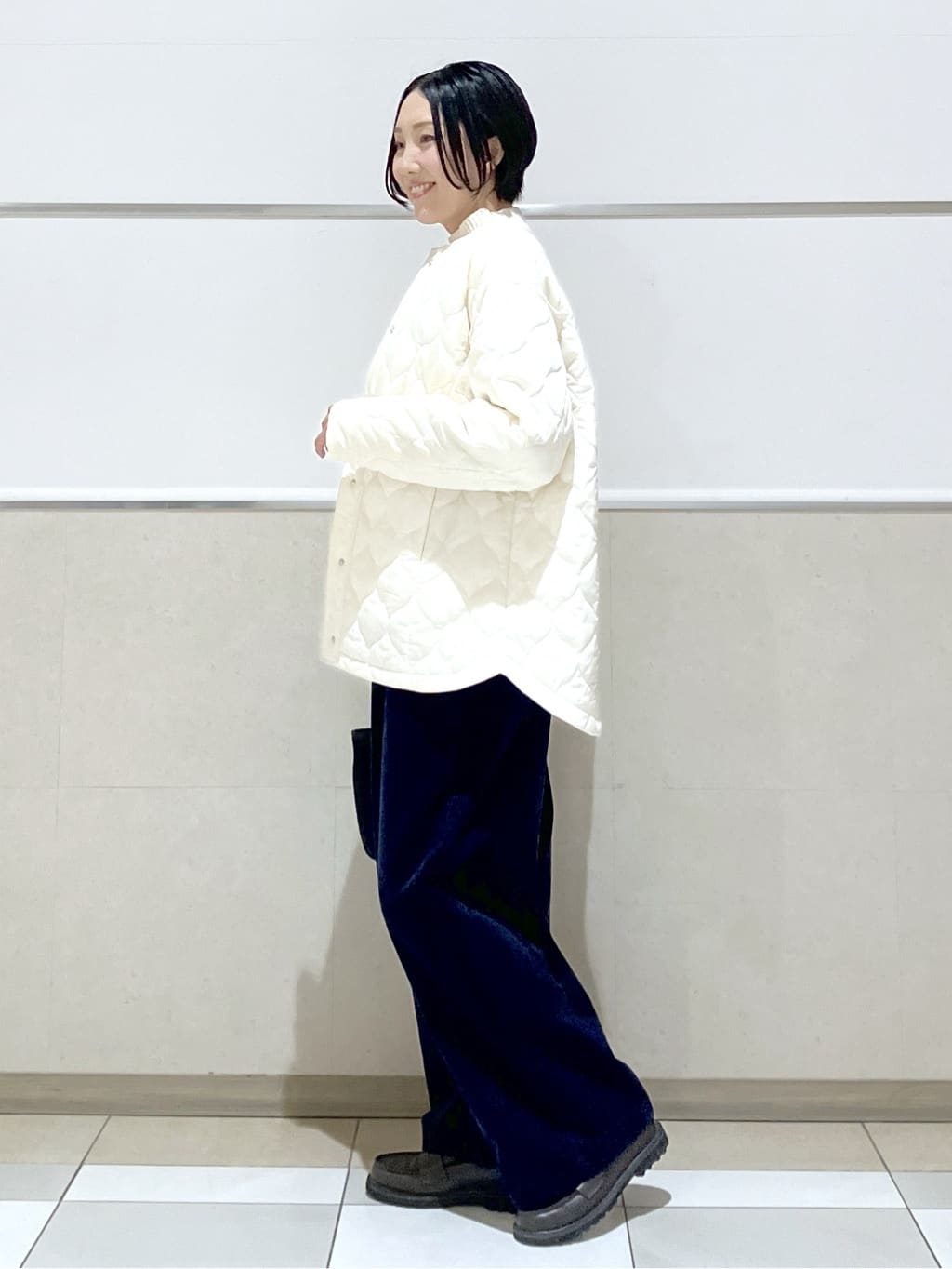 eriko さんの「Dessin｜【洗える】ハイネックベロアモールニット」を使ったコーディネート