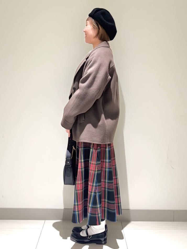 Liriさんの「Dessin｜【洗える】チェック柄起毛フレアスカート」を使ったコーディネート