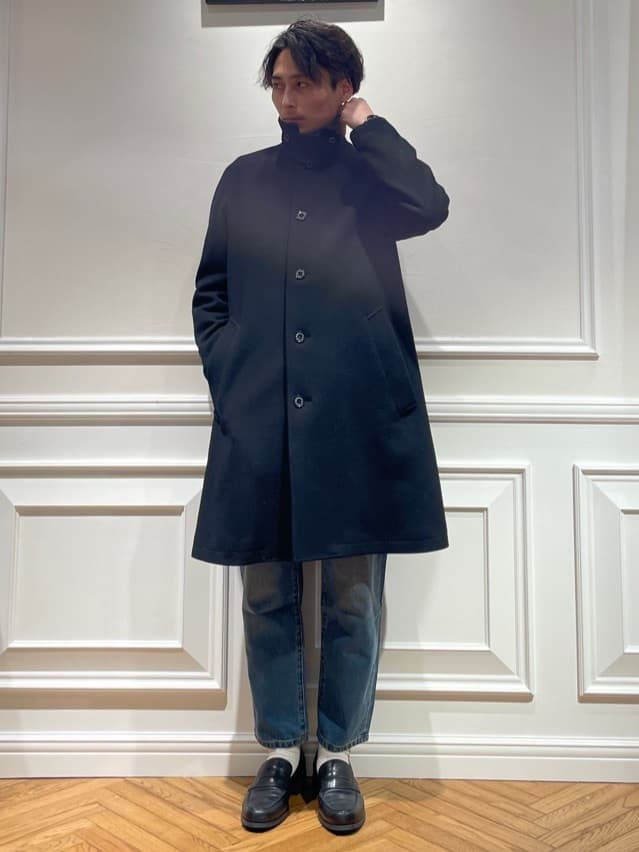 橋本さんの「DRESSTERIOR｜◆【SUPER140&rsquo;sウール】メルトン ステンカラーコート」を使ったコーディネート