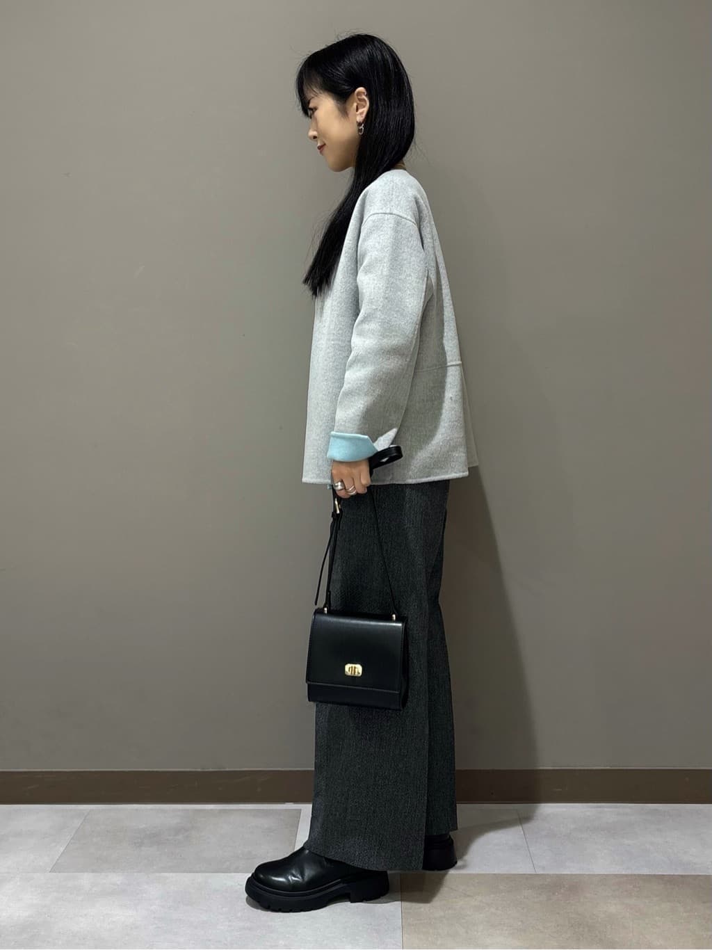 KEIKOさんの「INDIVI｜【配色デザイン／ショート丈】ウールリバー ノーカラーコート」を使ったコーディネート