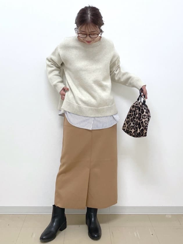 Akiさんの「OPAQUE.CLIP｜リラクシークルーネックニット【洗濯機OK】」を使ったコーディネート
