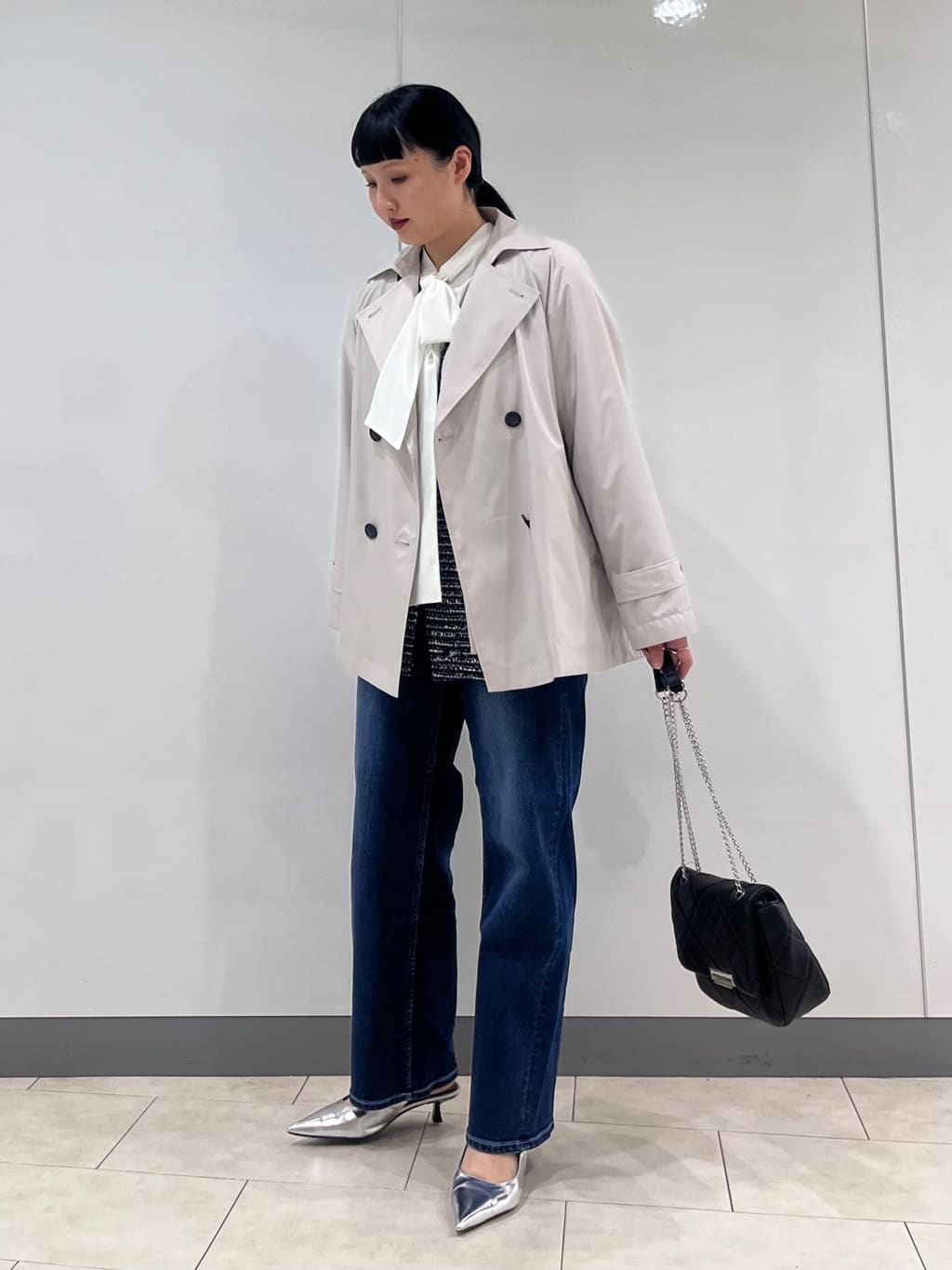 hasuさんの「INDIVI｜【撥水／UVケア／2WAY】超軽量ライナー付ライトトレンチコート」を使ったコーディネート