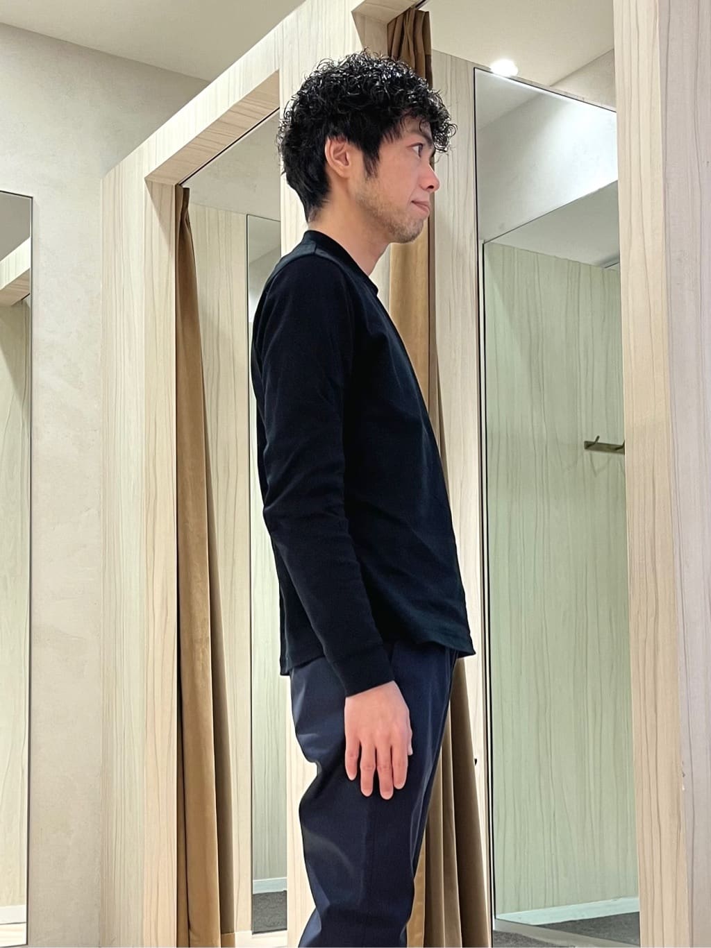 URAさんの「TAKEO KIKUCHI｜カシミヤブレンド ビーバー調ステンカラーコート」を使ったコーディネート