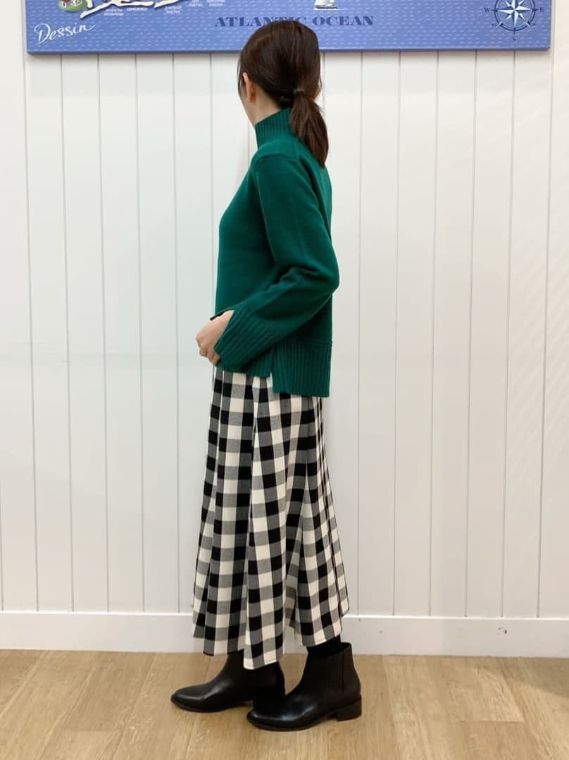 yoshiさんの「Dessin｜【洗える】センタータックラインハイネックニット」を使ったコーディネート