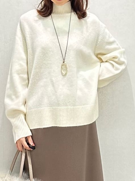 Miwaさんの「UNTITLED｜【8色展開/洗える】ウールカシミヤ ハイネックニット」を使ったコーディネート