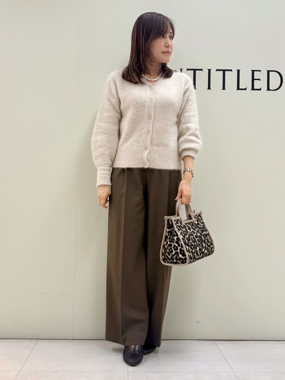 Sakaiさんの「UNTITLED｜【ふわふわニット/前後2WAY】フォックスカシミヤカーディガン」を使ったコーディネート