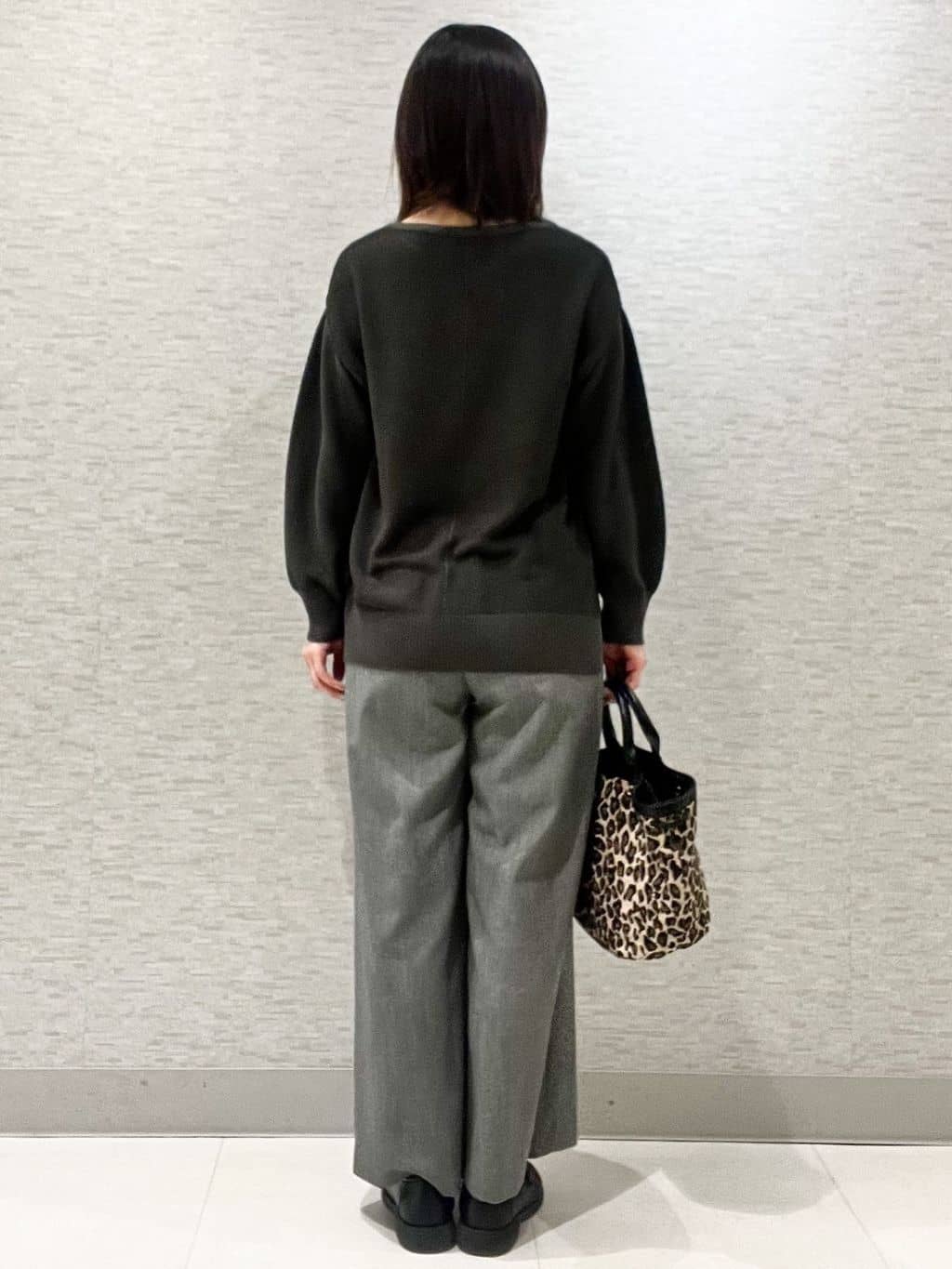 marikoさんの「Reflect｜【パンツ合わせにぴったり◎】ゆったりオフボディニット」を使ったコーディネート