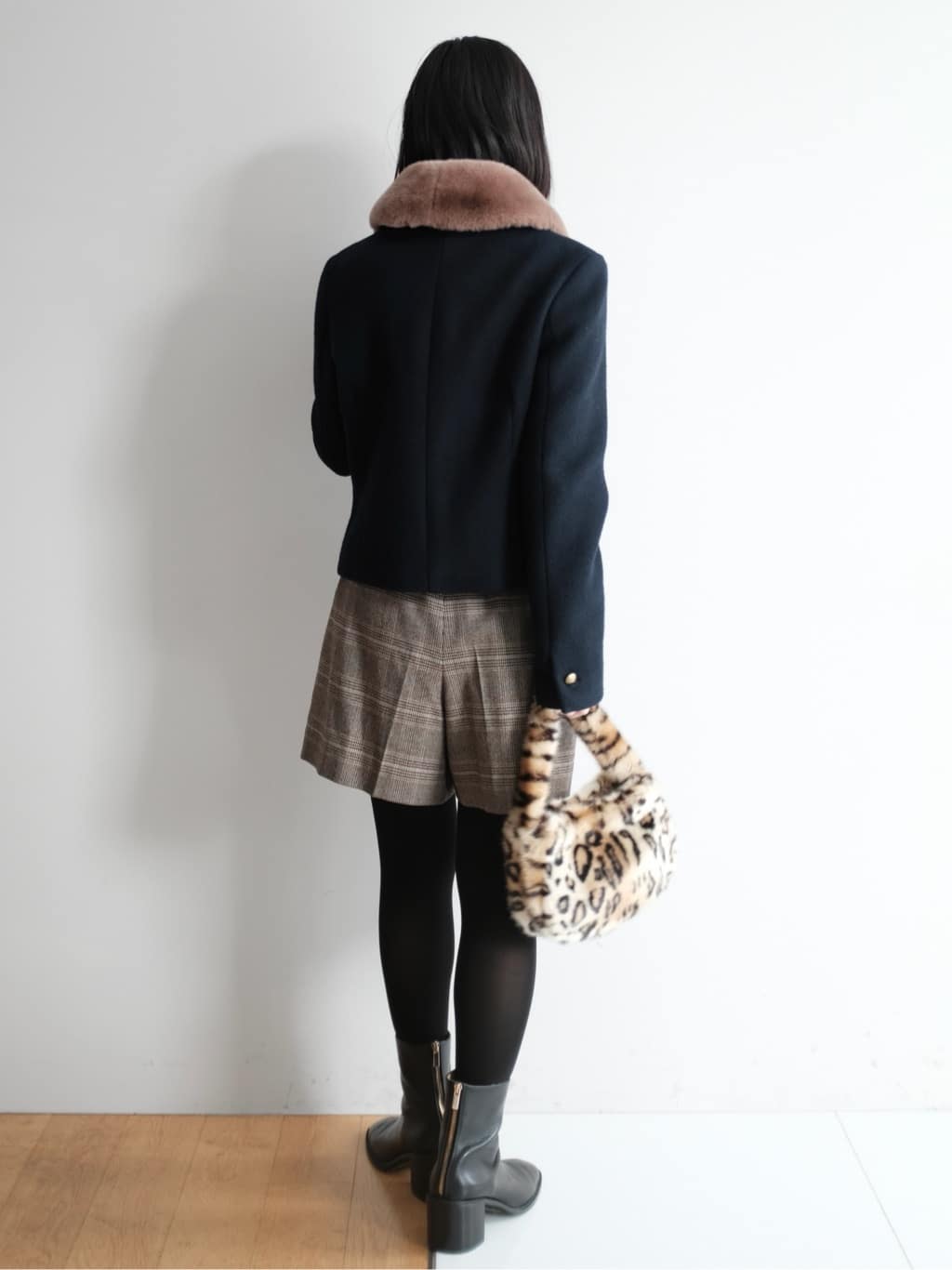 Kishimotoさんの「DRESSTERIOR｜◆ショートブーツ」を使ったコーディネート