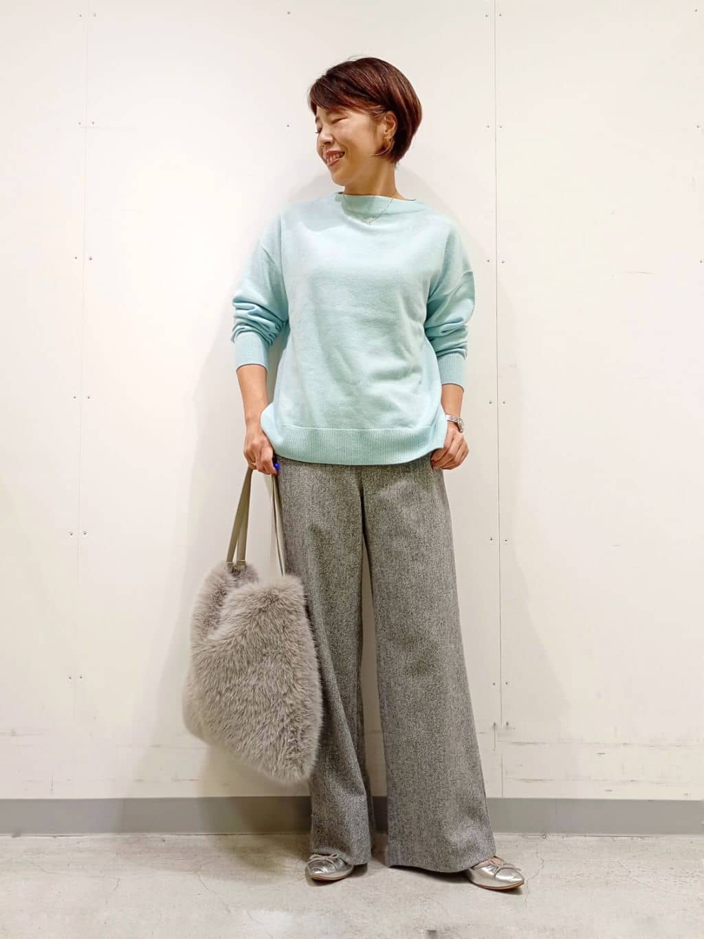 Kさんの「INDIVI｜【洗える／カシミヤ混】ボトルネック ドルマンスリーブニット」を使ったコーディネート