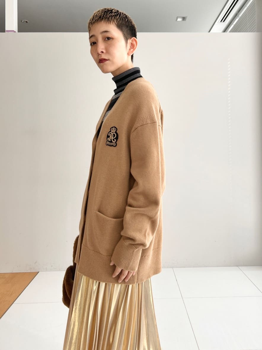 OCHIAIさんの「DRESSTERIOR｜シルクブレンドメリノウールリブプルオーバー」を使ったコーディネート