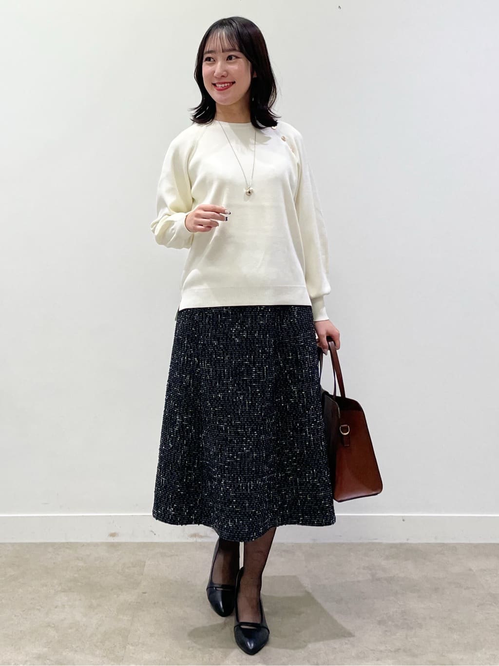 yukariさんの「Reflect｜【ゆったり着られる◎】ラグランスリーブニット」を使ったコーディネート