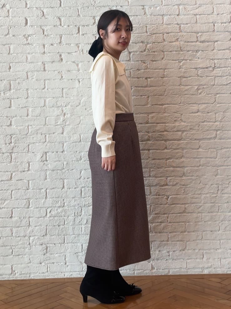abeさんの「Couture brooch｜リボンカラーデザインニット」を使ったコーディネート