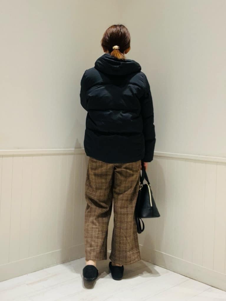 Kyonさんの「SHOO･LA･RUE｜【あったか/S-LL】脚のラインをきれいに魅せる チェック柄ワイドパンツ」を使ったコーディネート