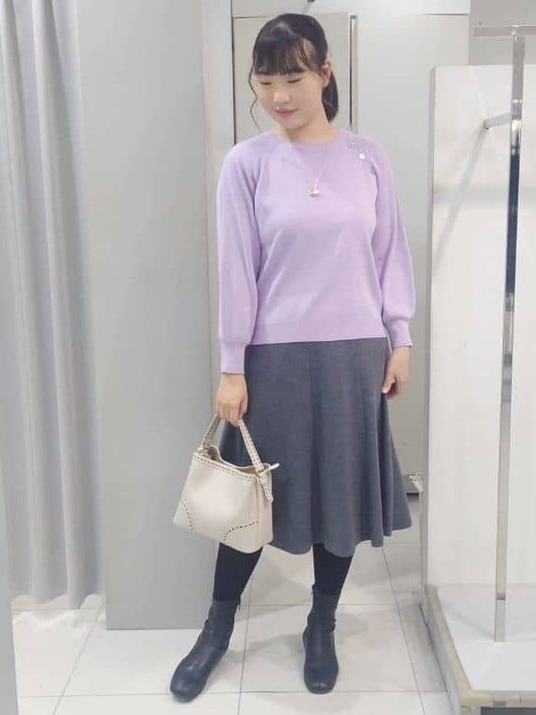 AZUSAさんの「Reflect｜【ゆったり着られる◎】ラグランスリーブニット」を使ったコーディネート