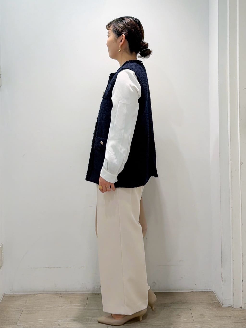 sumicaさんの「OPAQUE.CLIP｜《通勤対応》ツイードジレ【洗える】」を使ったコーディネート