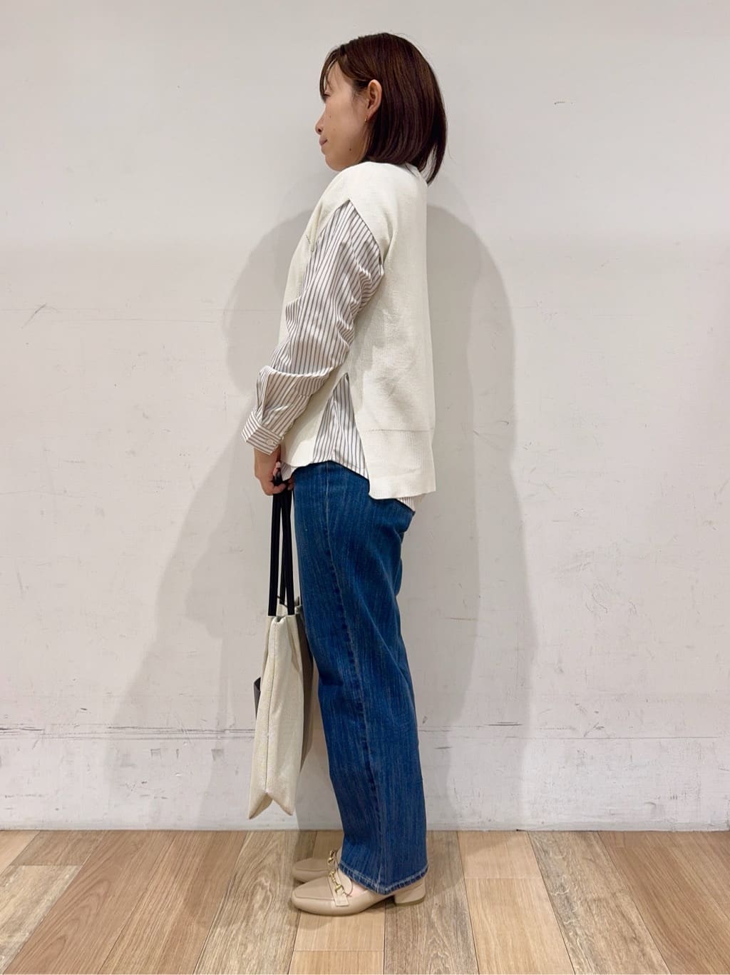 miさんの「grove｜【選べる着丈】大人のためのストレートデニムパンツ」を使ったコーディネート