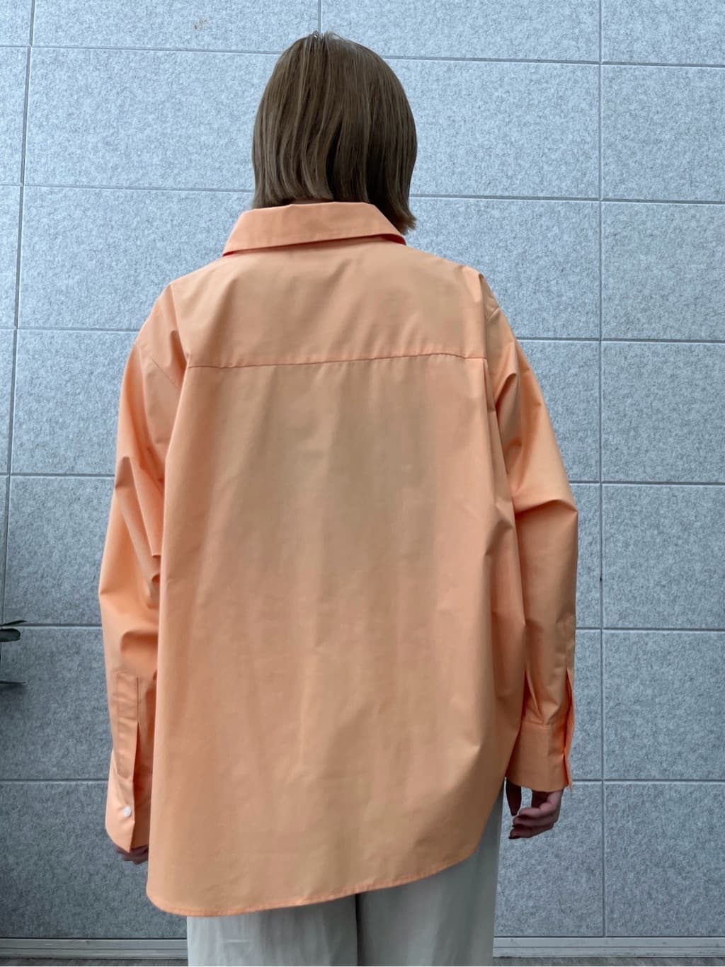 Harukaさんの「INDIVI｜Timeless｜ビッグポケットフォルムシャツ【接触冷感】」を使ったコーディネート