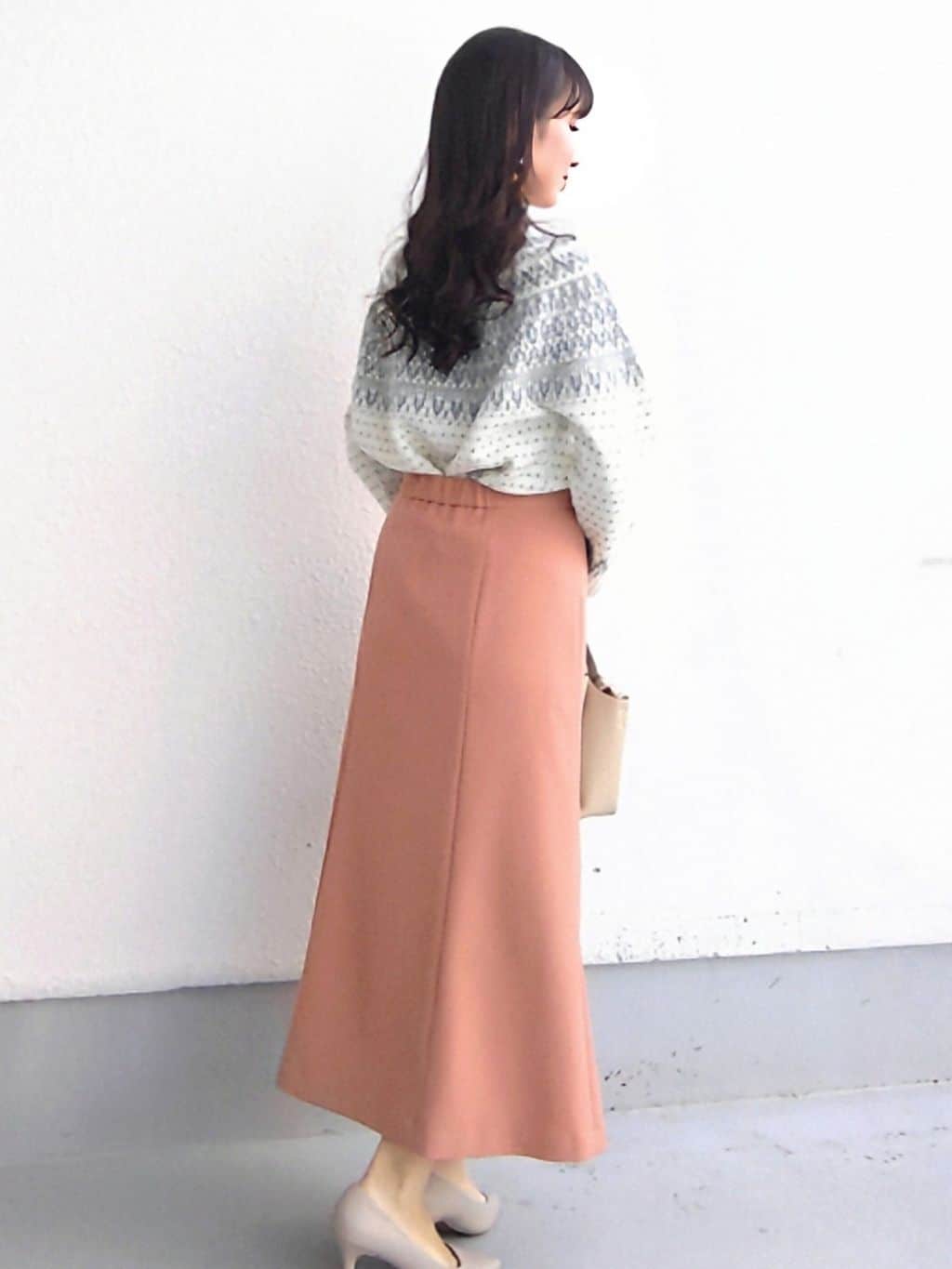 keinaさんの「SunaUna｜【ラメ混】ノルディック風ジャカード柄ニット」を使ったコーディネート