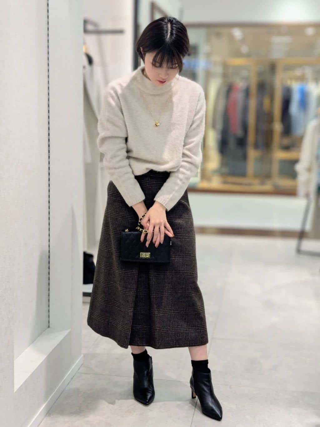 nonoさんの「UNTITLED｜【はっ水機能/フード取り外し可】ミディダウンコート」を使ったコーディネート