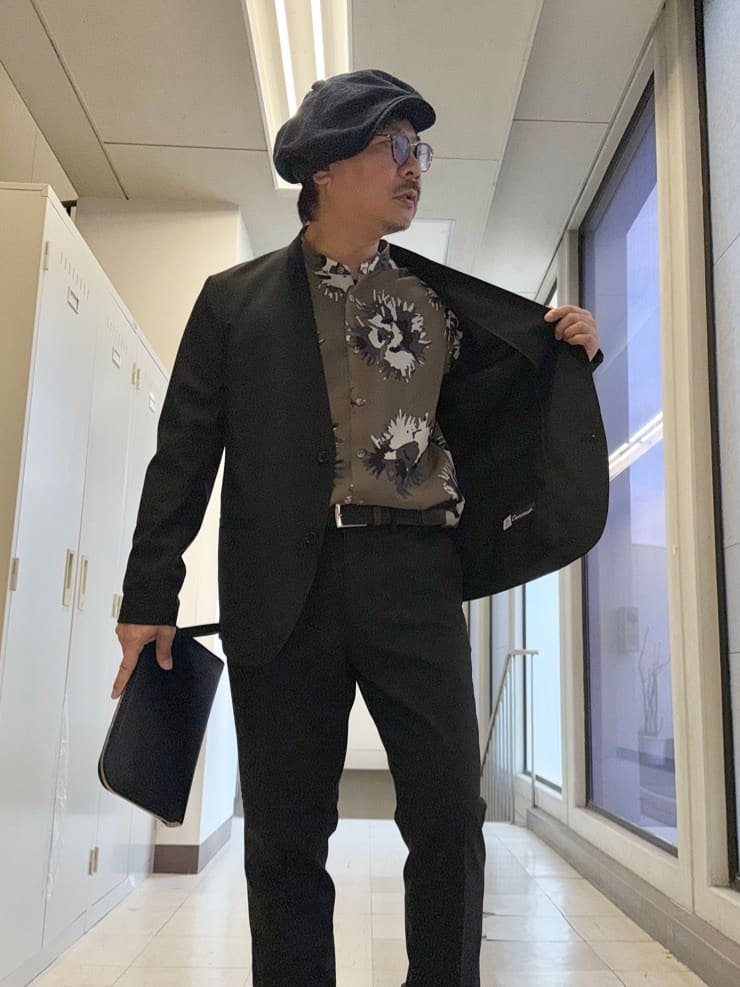 MAKOTO AIさんの「TAKEO KIKUCHI｜【ON／OFF兼用】CARREMANファブリック ノーカラージャケット」を使ったコーディネート