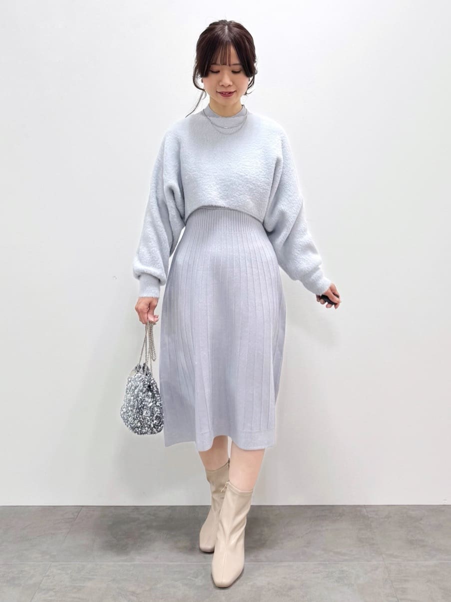 kozuさんの「index｜KAWADAダウンドロストミドルコート【撥水／洗濯機OK／2WAY／静電気防止裏地】《XS～3L》」を使ったコーディネート