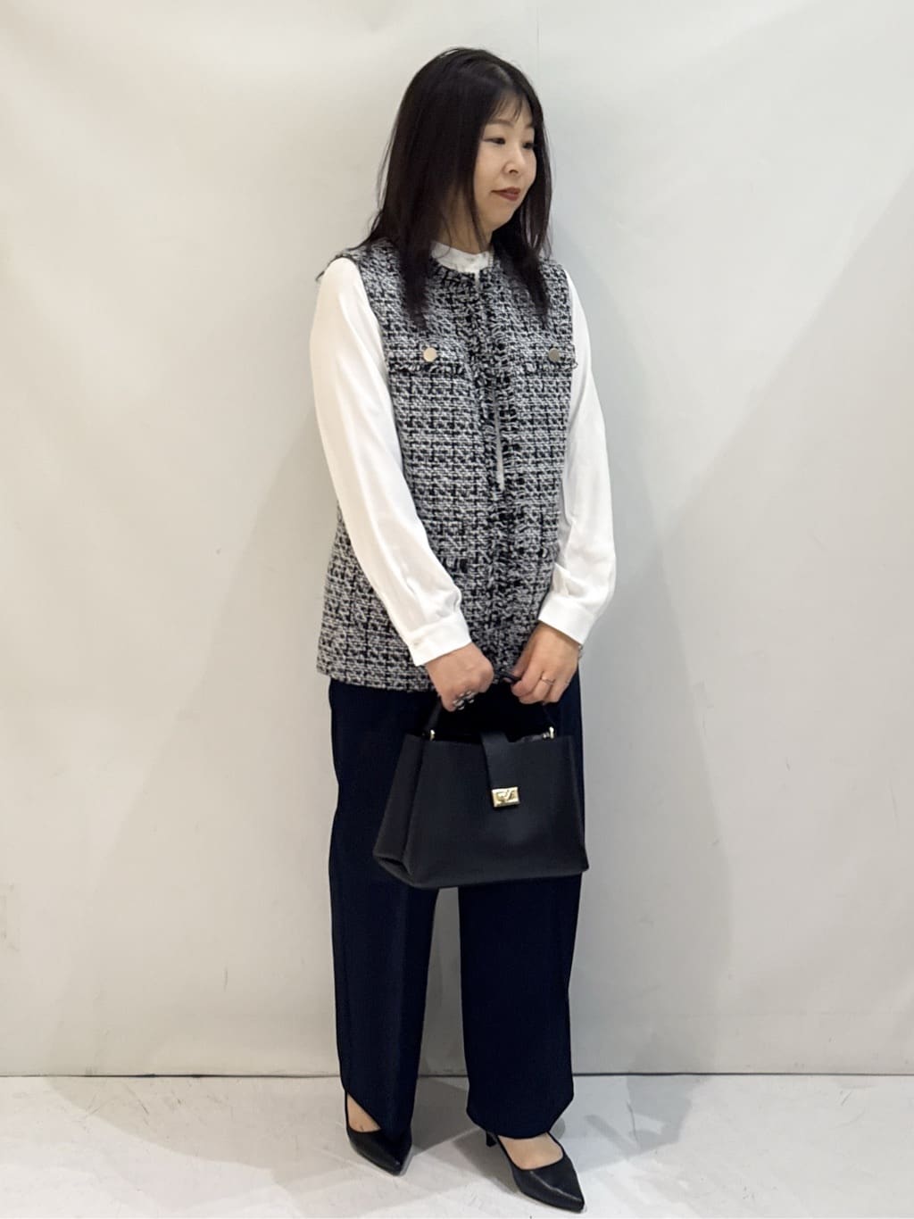 nakkoさんの「OPAQUE.CLIP｜《通勤対応》タックブラウス【洗濯機OK】」を使ったコーディネート
