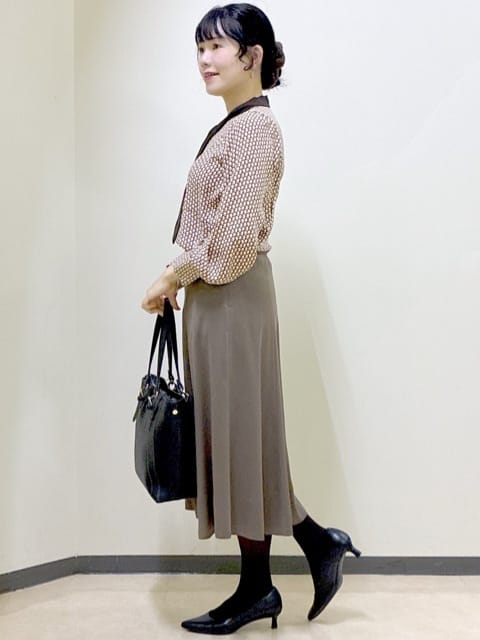  beni_gingerさんの「Reflect｜【レイヤードに◎】ボウタイプリントブラウス」を使ったコーディネート