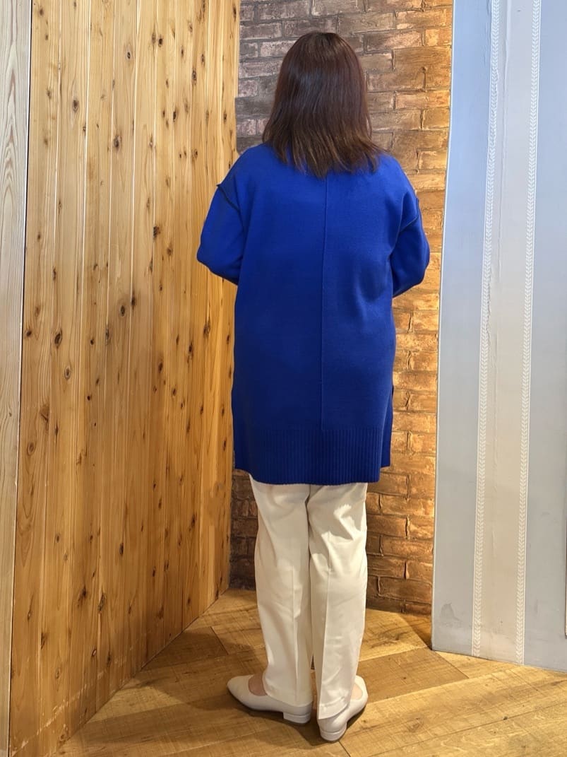 ゆかぴさんの「SHOO･LA･RUE｜【洗濯機可/S-LL】すっきり上品に ベーシックテーパードパンツ」を使ったコーディネート