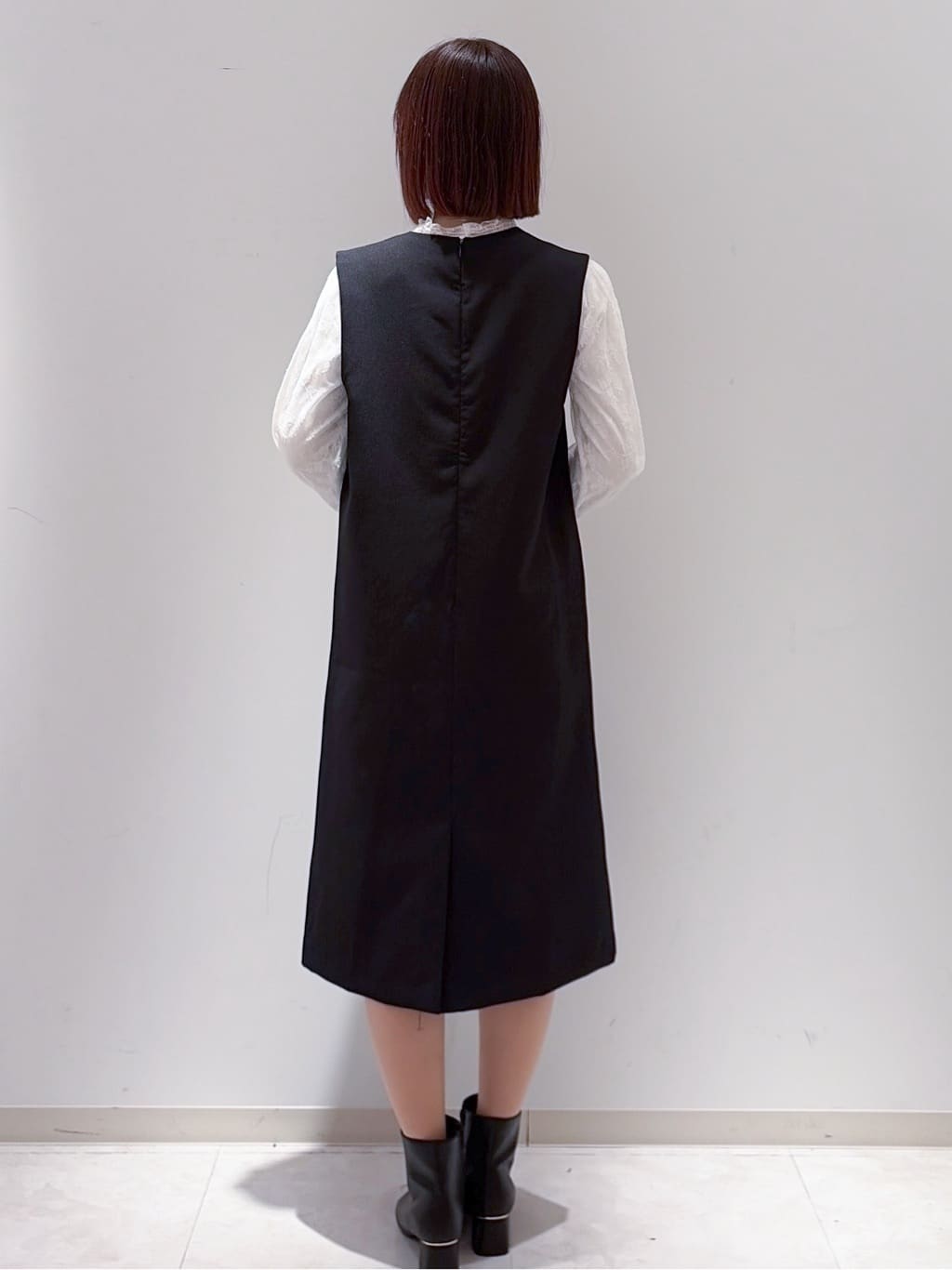 yurinaさんの「index｜フリルハイネックレーストップス【洗濯機OK】」を使ったコーディネート