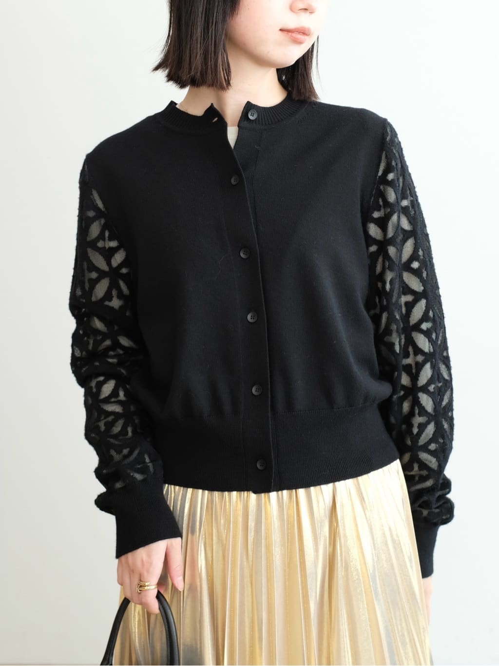 Kishimotoさんの「DRESSTERIOR｜◆【洗える/ストレッチ性/オンオフ】箔プリントプリーツスカート」を使ったコーディネート