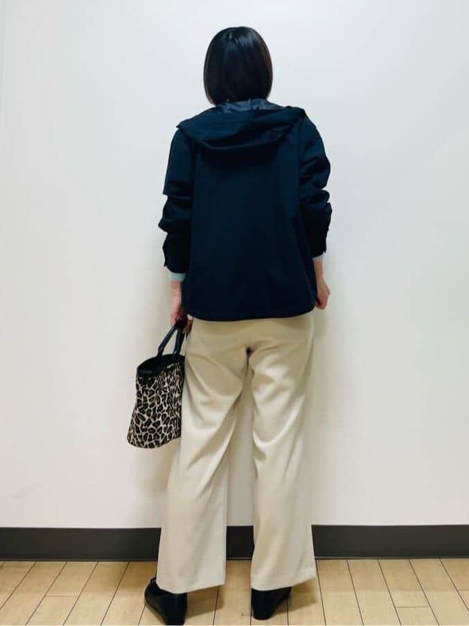 Riiさんの「Reflect｜【ライトアウター／キレイ見え／気軽な羽織に◎】スポーティライトアウター」を使ったコーディネート