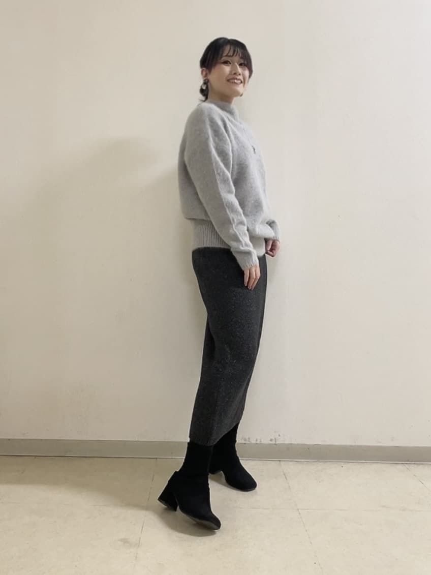 watanabeさんの「UNTITLED｜【大人な品格/ふわふわニット】フォックスカシミヤ コクーンニット」を使ったコーディネート