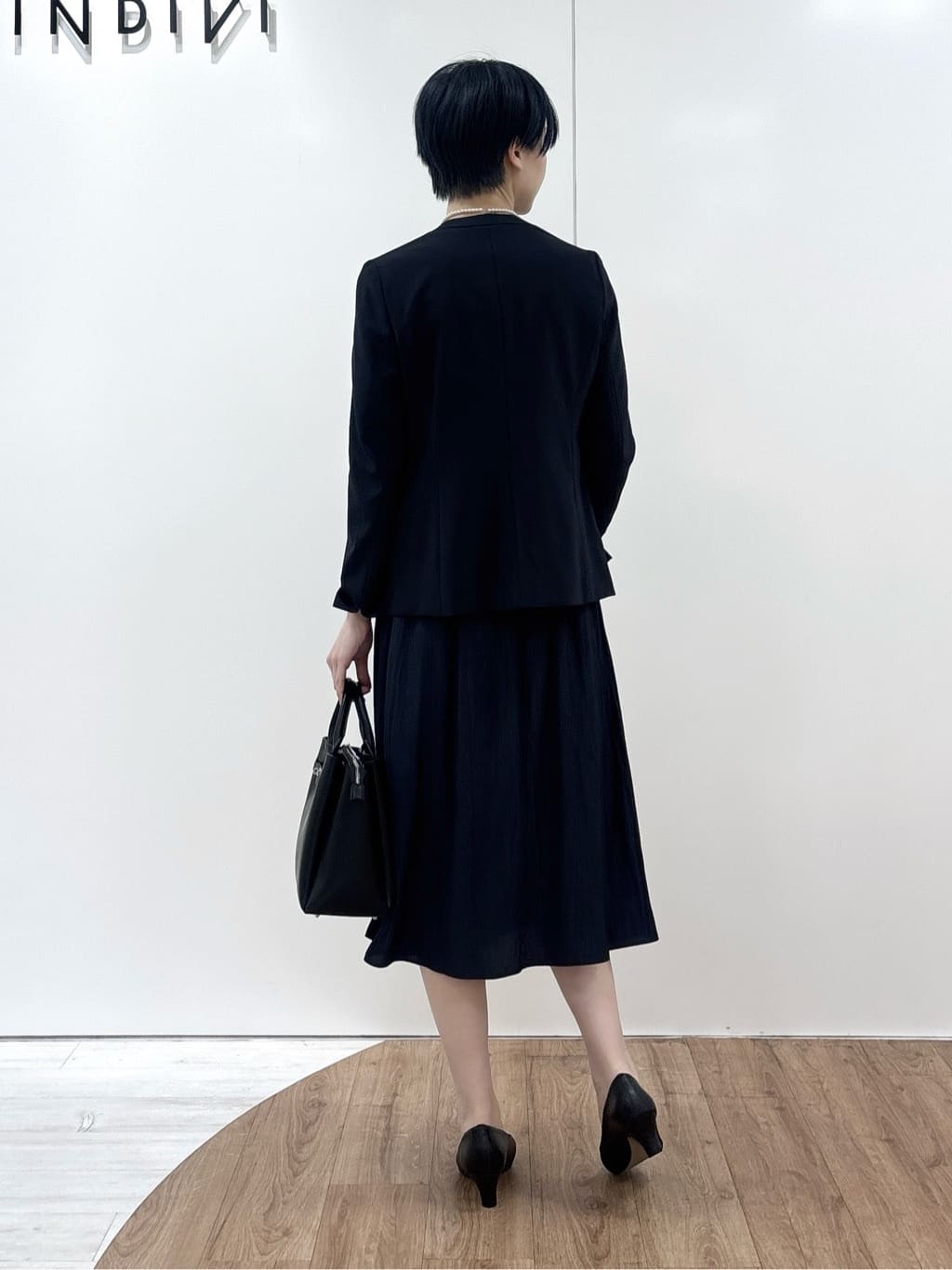 kanaeさんの「INDIVI｜【通勤スーツ／洗える】ストレッチカラーレスジャケット」を使ったコーディネート