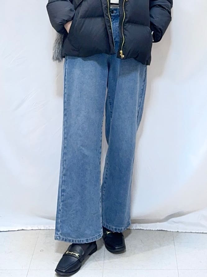 𝐇𝐢𝐫𝐨𝐦𝐢さんの「SHOO･LA･RUE｜【撥水/洗える】ショートフーディーダウン」を使ったコーディネート