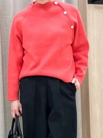 Keiさんの「grove｜ラグランスリーブ肩釦ニット」を使ったコーディネート