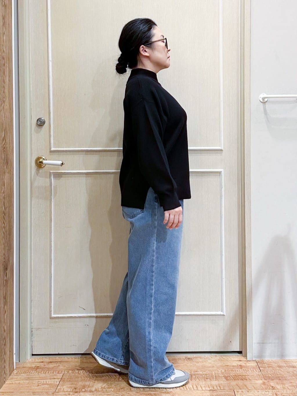 umeさんの「SHOO･LA･RUE｜【洗濯機可/S-LL/撥水】ゴールドパーツで上品に 大人が着たい ノーカラーキルトジャケット」を使ったコーディネート