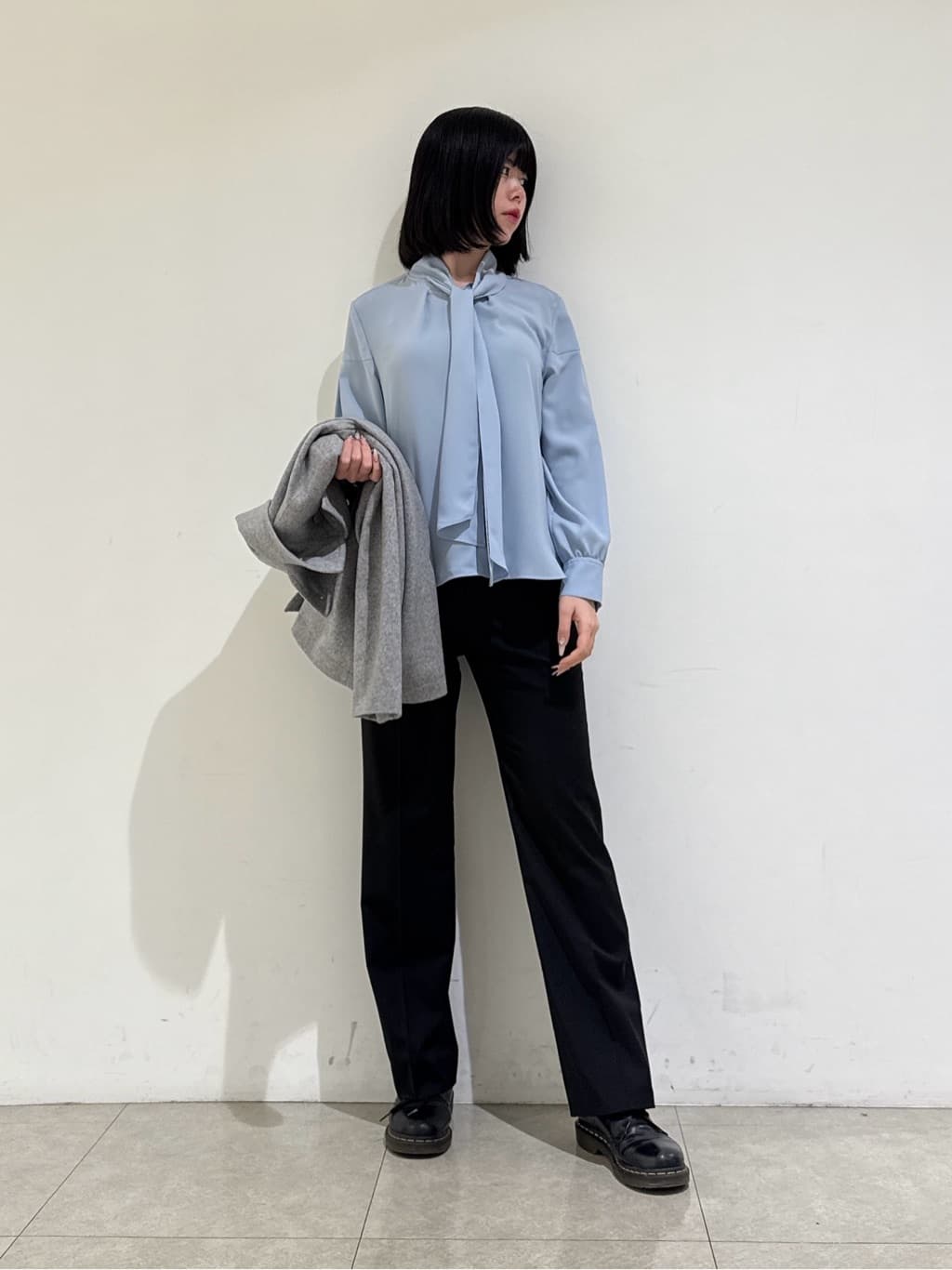 rinaさんの「INDIVI｜【ウール混／スーツ】ストレートパンツ」を使ったコーディネート