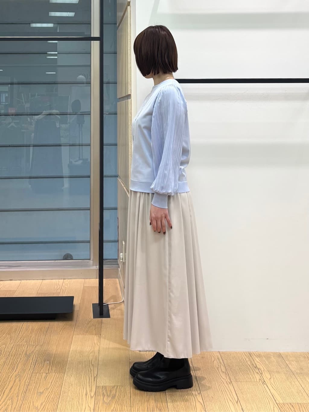asamiさんの「INDIVI｜【洗える／華やか】袖プリーツニット」を使ったコーディネート