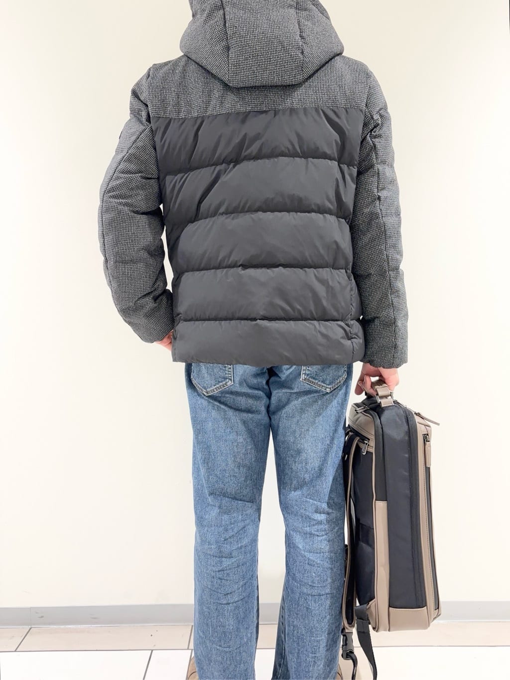 及川さんの「TAKEO KIKUCHI｜カラーコンビ ダウンブルゾン」を使ったコーディネート