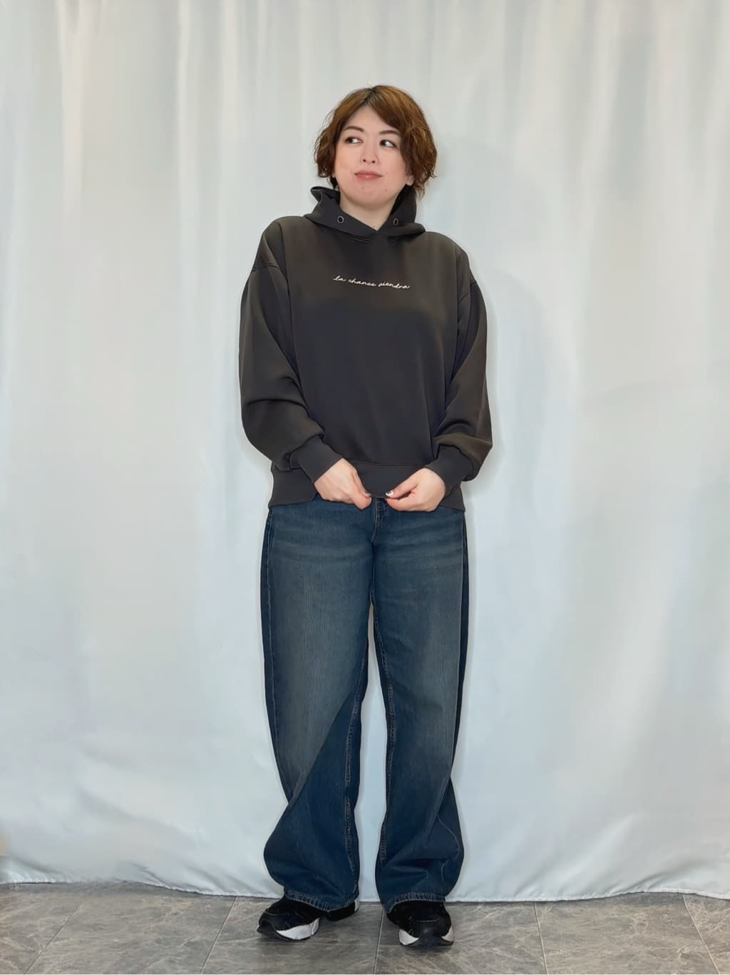 たみさんの「SHOO･LA･RUE｜【S-LL】思わず触れたくなる ふわふわ Vネックニットカーディガン」を使ったコーディネート