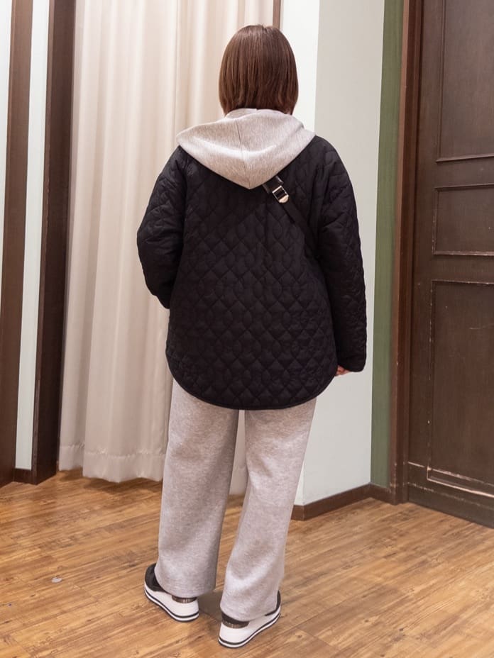 みかりん さんの「SHOO･LA･RUE｜【洗濯機可/S-LL】1枚で華やかに ラメ入りニュアンス柄ニット」を使ったコーディネート