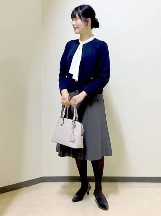  beni_gingerさんの「Reflect｜【きちんと見え／通勤／セレモニーにおすすめ◎】ドット柄ボウタイブラウス」を使ったコーディネート